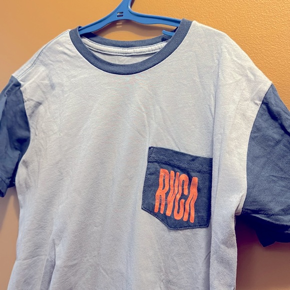 RVCA t-shirt - Picture 3 of 3